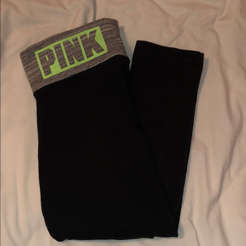 PINK/Victoria’s Secret capri leggings